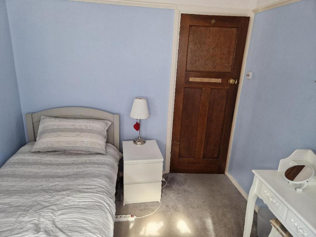 Ferienwohnung Orchard Park Bromley Exterior foto